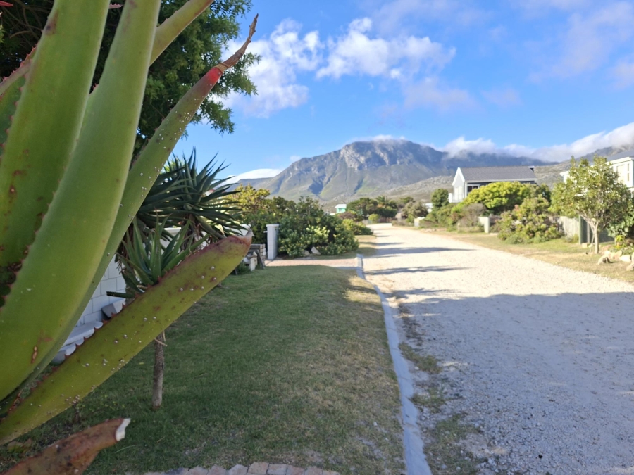 4 Bedroom Property for Sale in Pringle Bay Western Cape